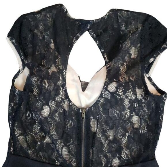 Lace & Satin Black A-Line Dress With Keyhole Design By Zinga - Picture 5 of 6